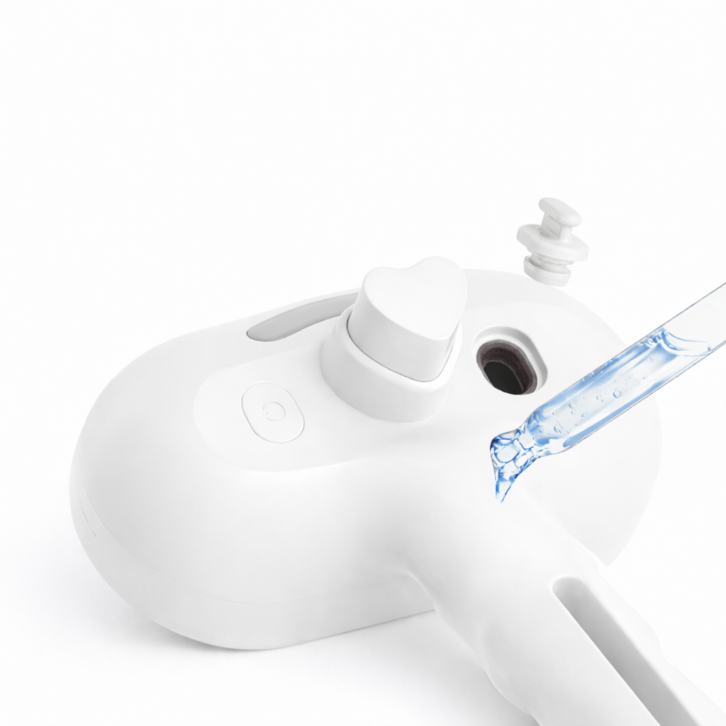 Gentle Mist Deshedding Brush