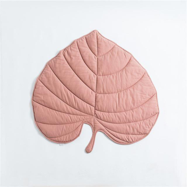 Silky-Soft Leaf Pet Mat