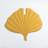 Silky-Soft Leaf Pet Mat